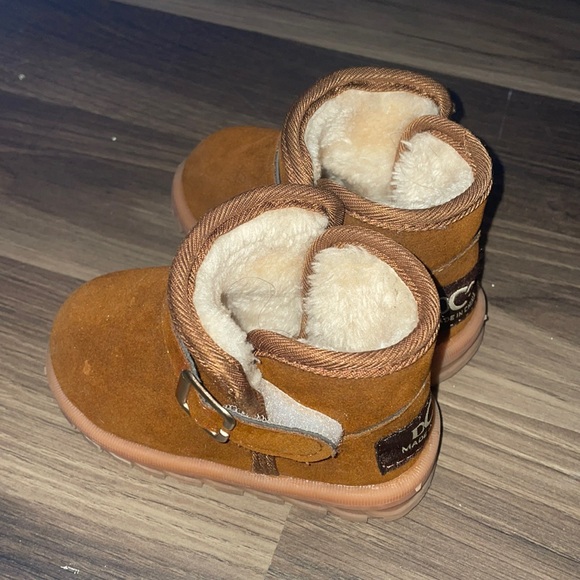 Fall boots TODDLER SZ 6 - Picture 1 of 3